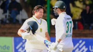 Teenage Debutant Lhuan-dre Pretorius Dethrones Miandad's 48-Year Test Record with Historic 150
